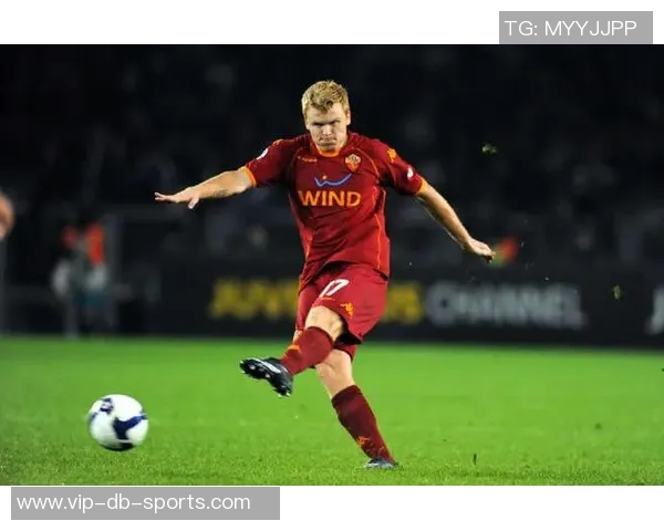 里瑟认为罗宾逊适合利物浦但若曼联邀约他也会考虑 里瑟认为罗宾逊适合利物浦但若曼联邀约他也会考虑