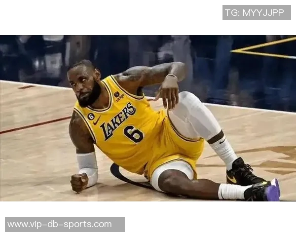 詹姆斯助攻总数达13691次距离超越保罗仅差71次